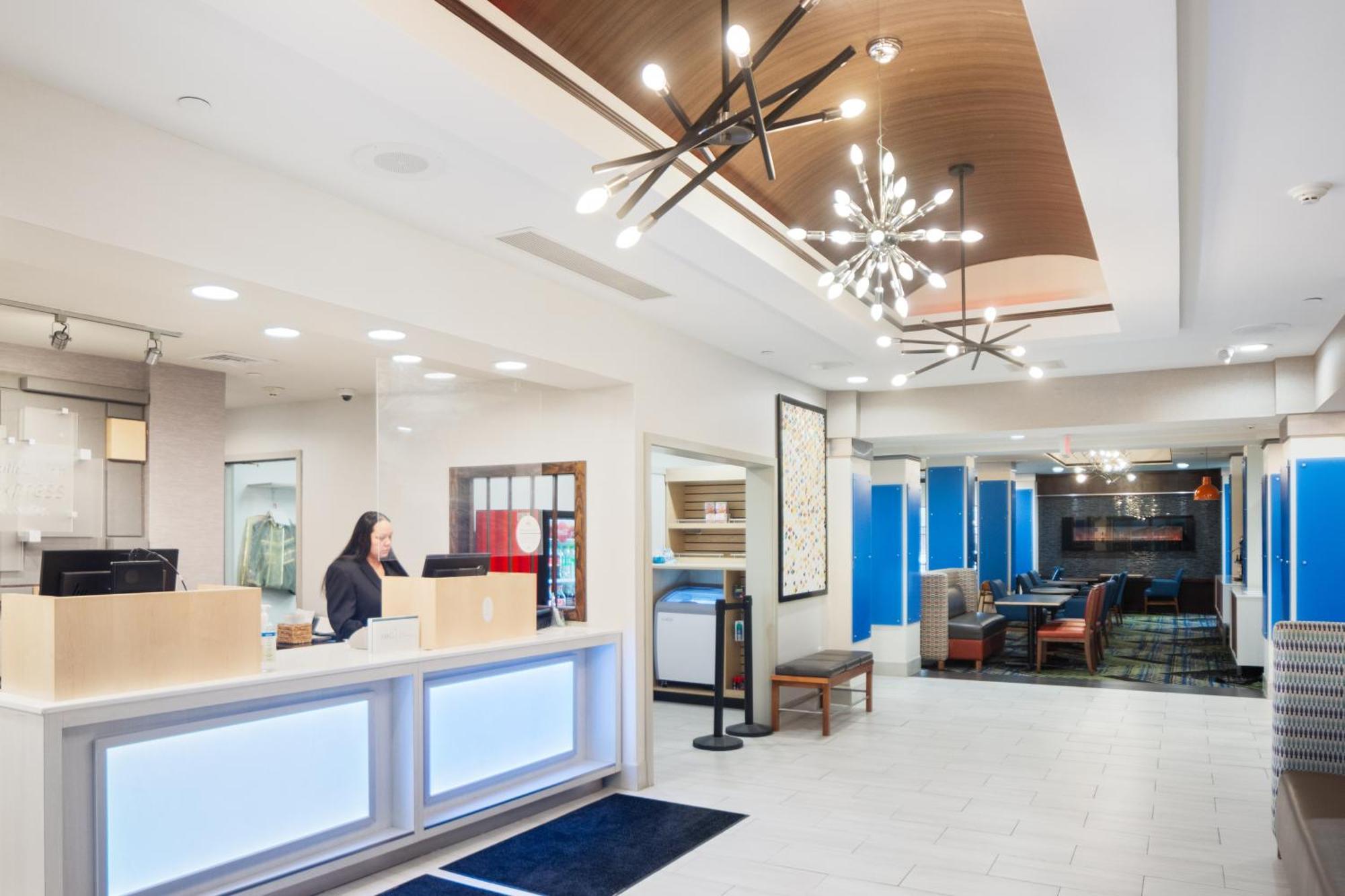 Holiday Inn Express And Suites Stroudsburg-Poconos By Ihg Eksteriør bilde