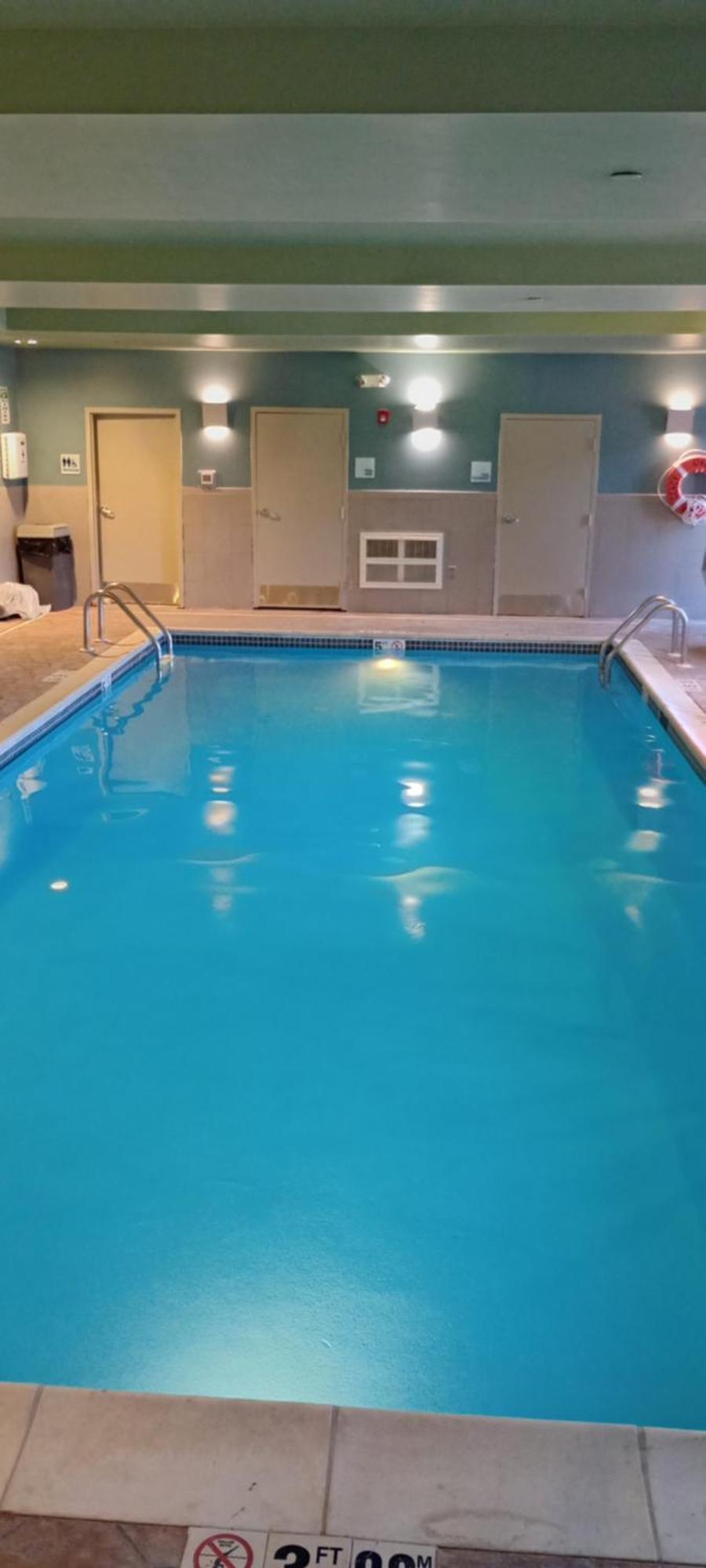 Holiday Inn Express And Suites Stroudsburg-Poconos By Ihg Eksteriør bilde